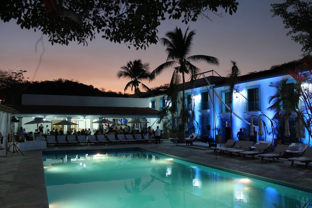 Hotel 圣克鲁斯华特库 外观 照片